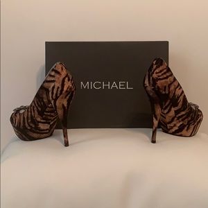 MICHAEL by Michael Shannon 6.5 platform tiger NWB